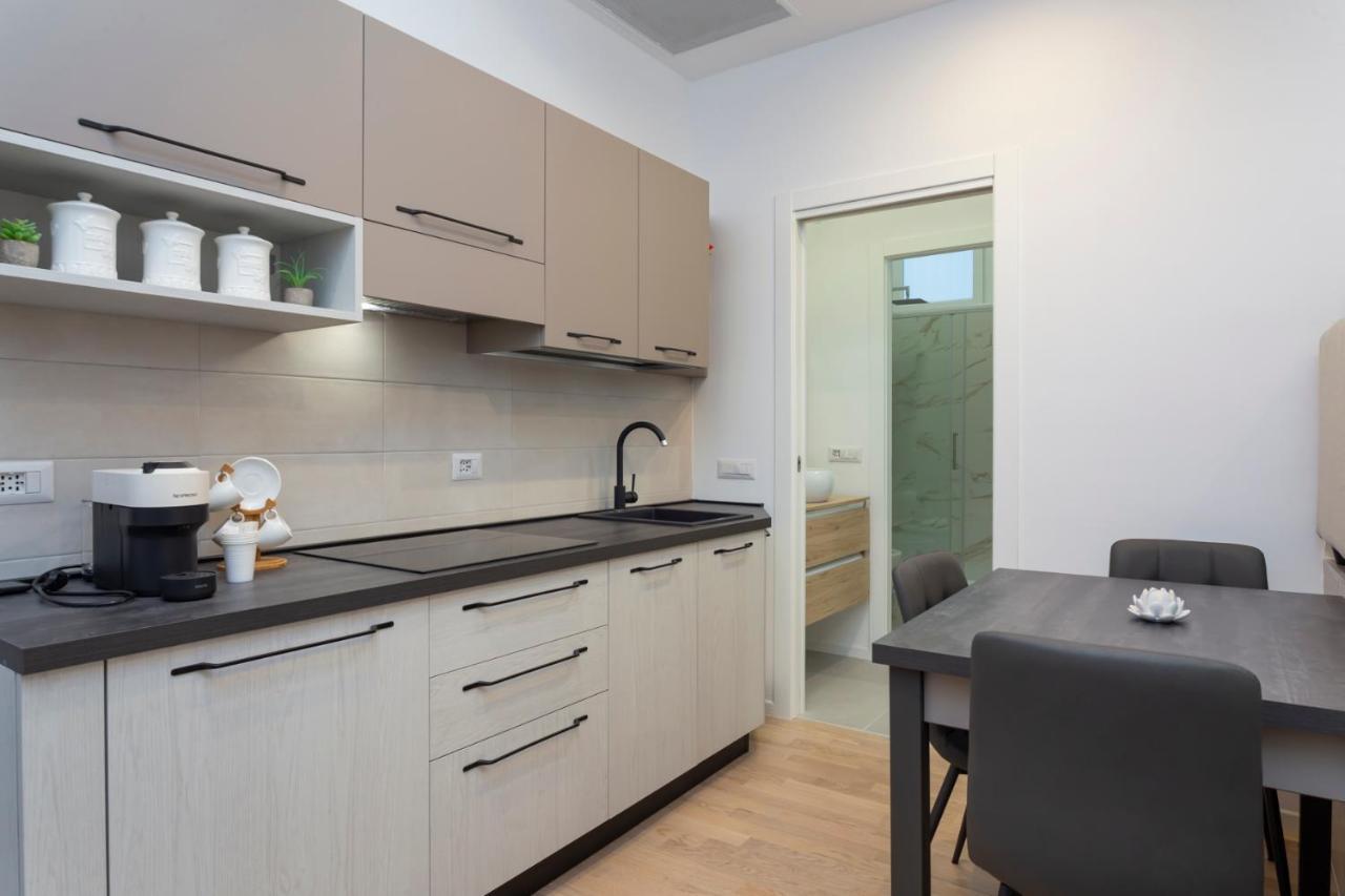I Host Apartment - Val Strona 6 Milan Exterior photo