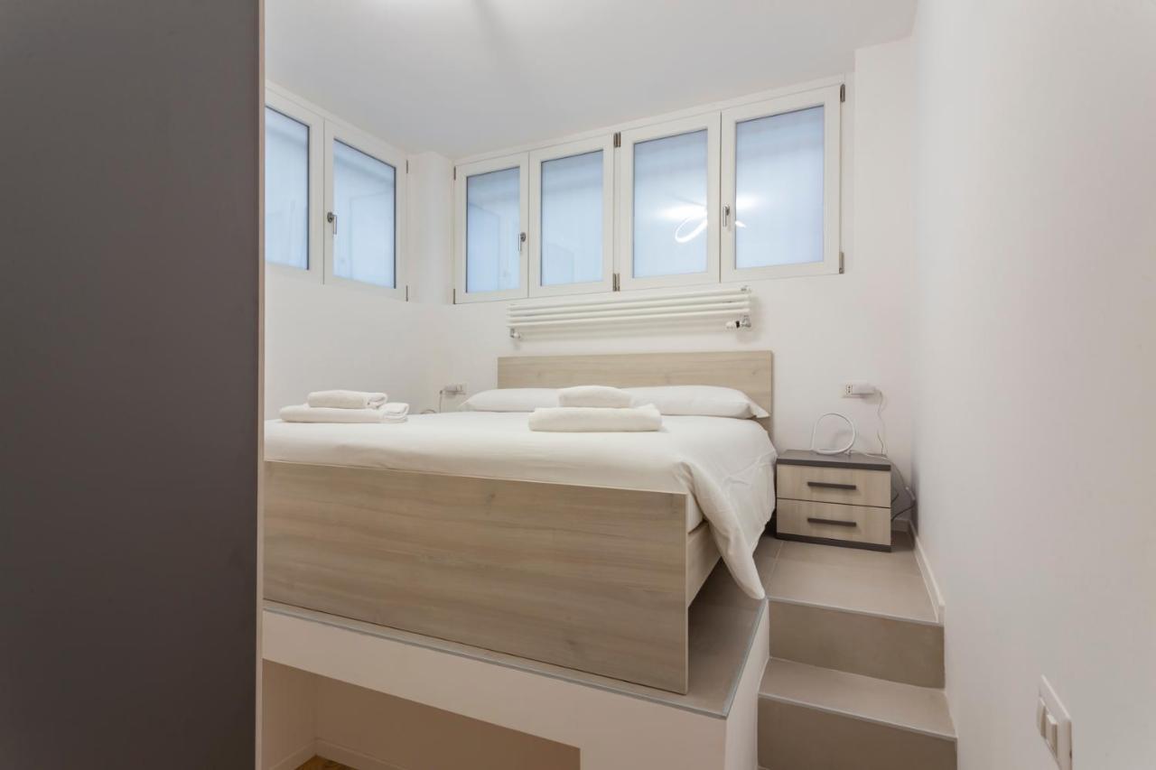 I Host Apartment - Val Strona 6 Milan Exterior photo