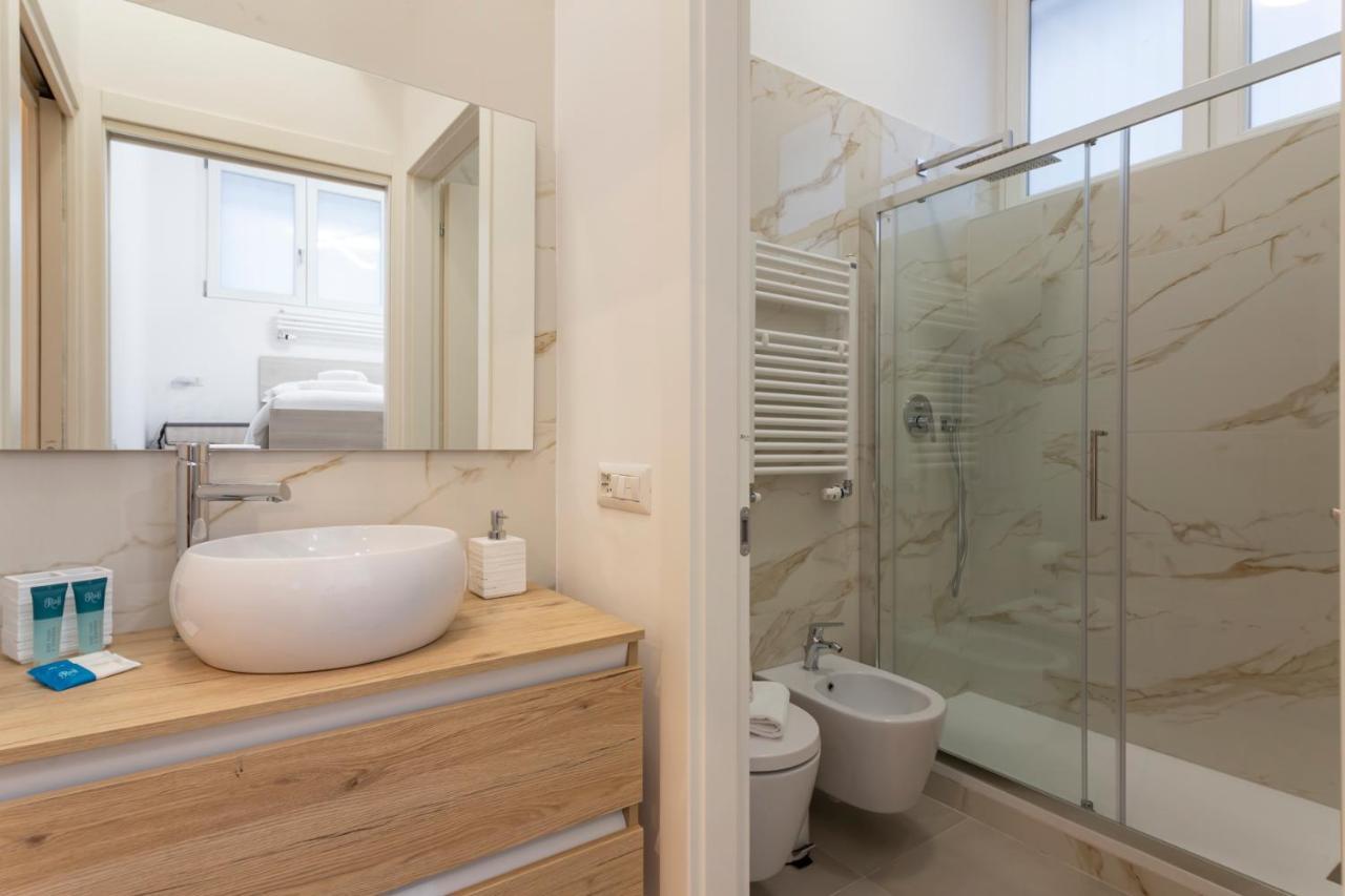 I Host Apartment - Val Strona 6 Milan Exterior photo