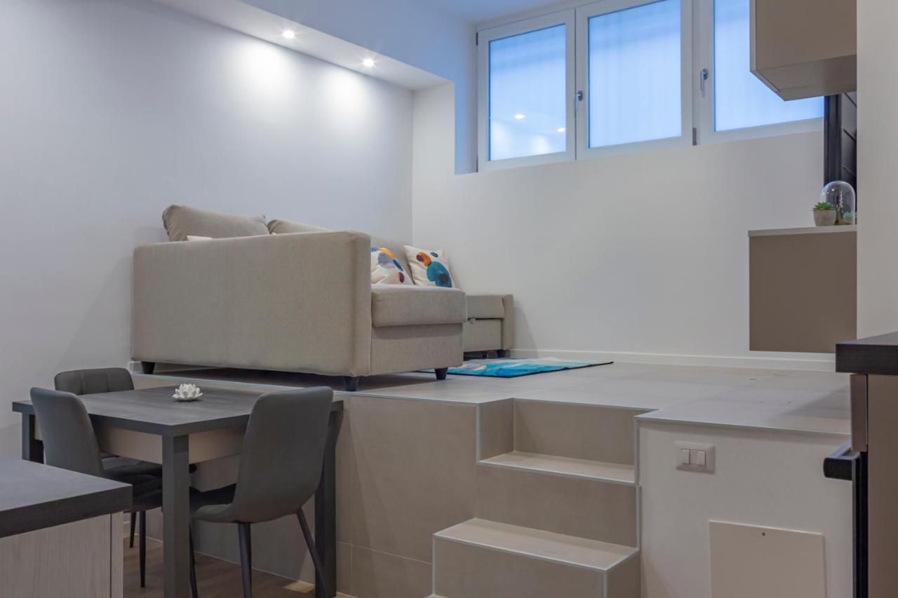 I Host Apartment - Val Strona 6 Milan Exterior photo